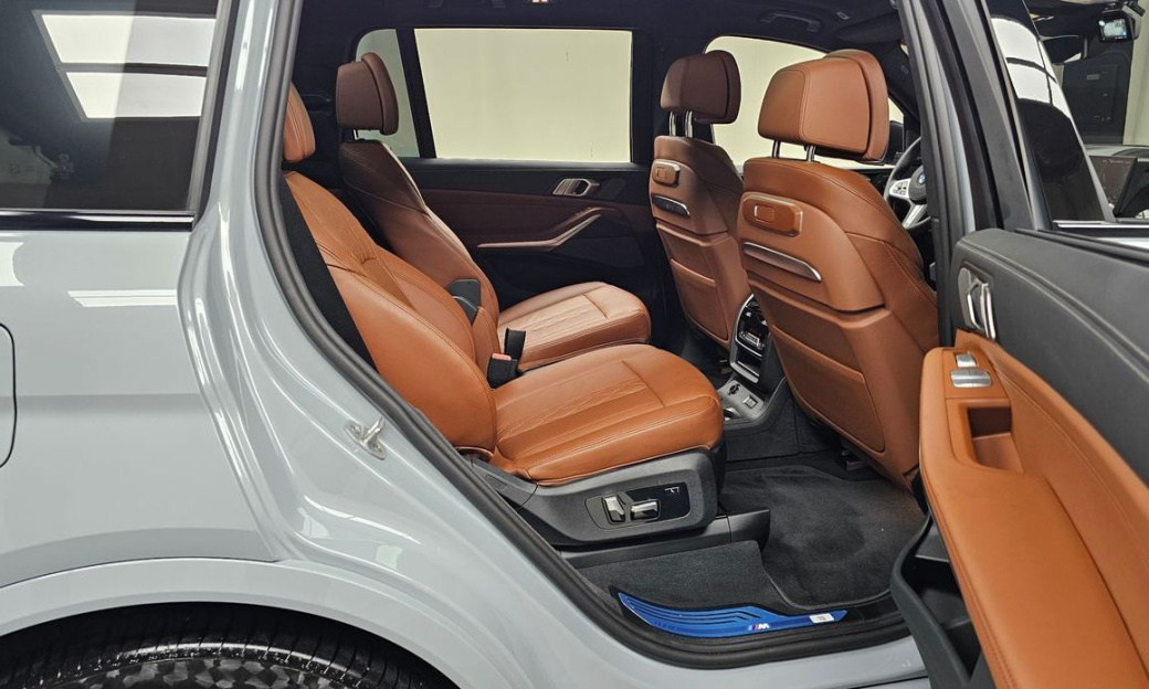BMW X7 xDrive 40i M Sport 6STR, 2025