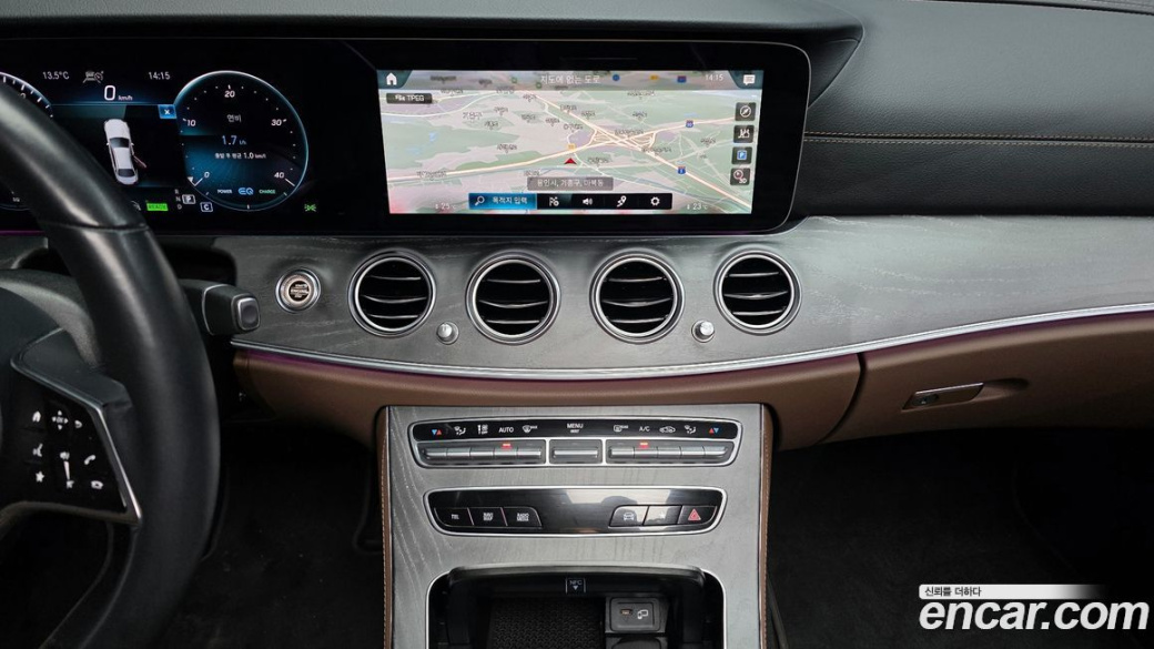 Mercedes-Benz E-Class E350 4MATIC Avantgarde, 2022