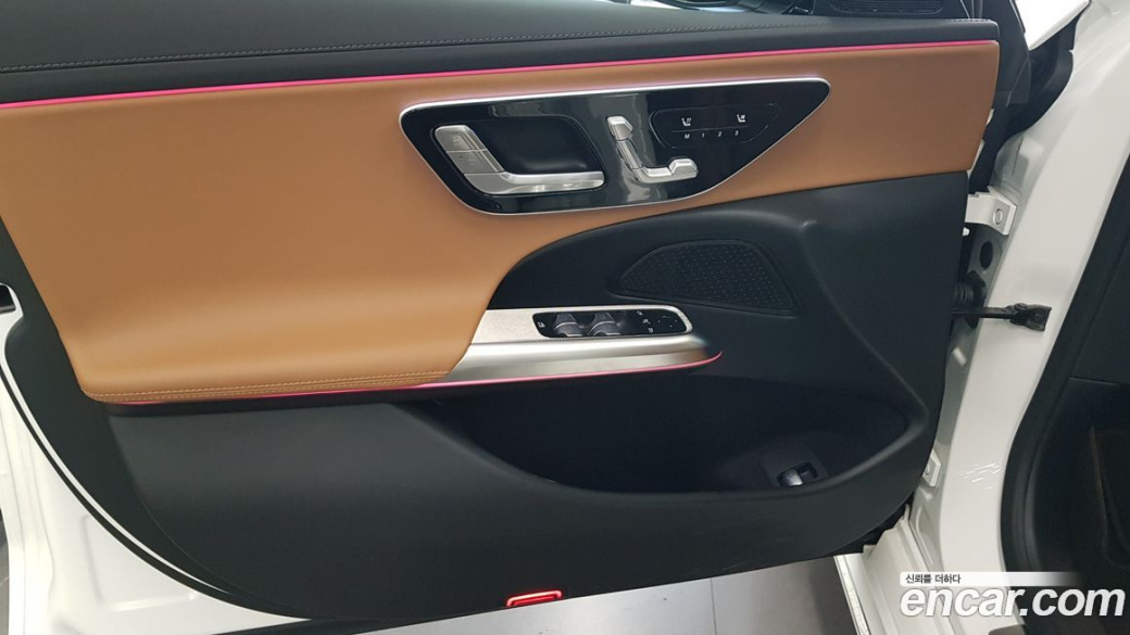 Mercedes-Benz E-Class E200 AMG Line, 2026