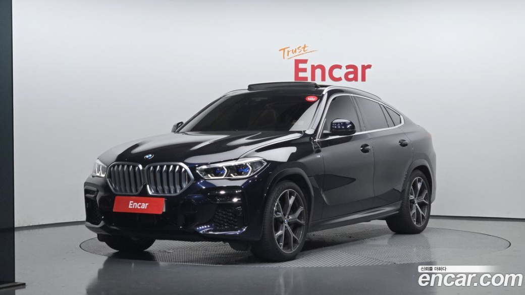 BMW X6 xDrive40i M Sport, 2022