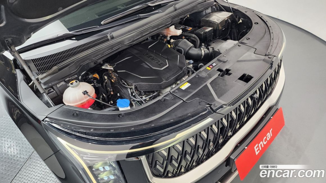 Kia Carnival 7-Seater Signature, 2024