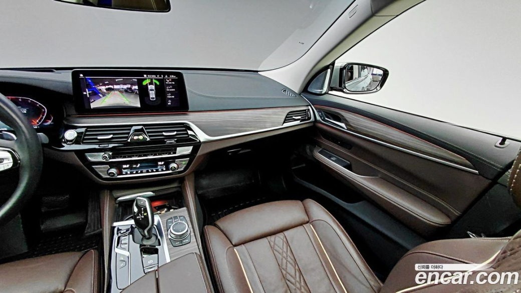 BMW Gran Turismo 630i xDrive Luxury, 2022