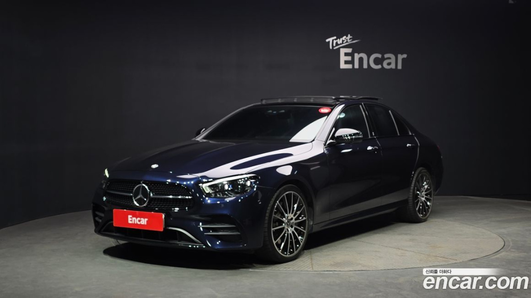 Mercedes-Benz E-Class E350 4MATIC AMG Line, 2023