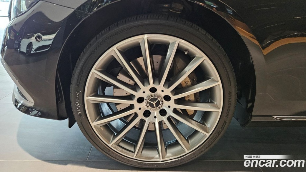 Mercedes-Benz E-Class E450 4MATIC Exclusive, 2023