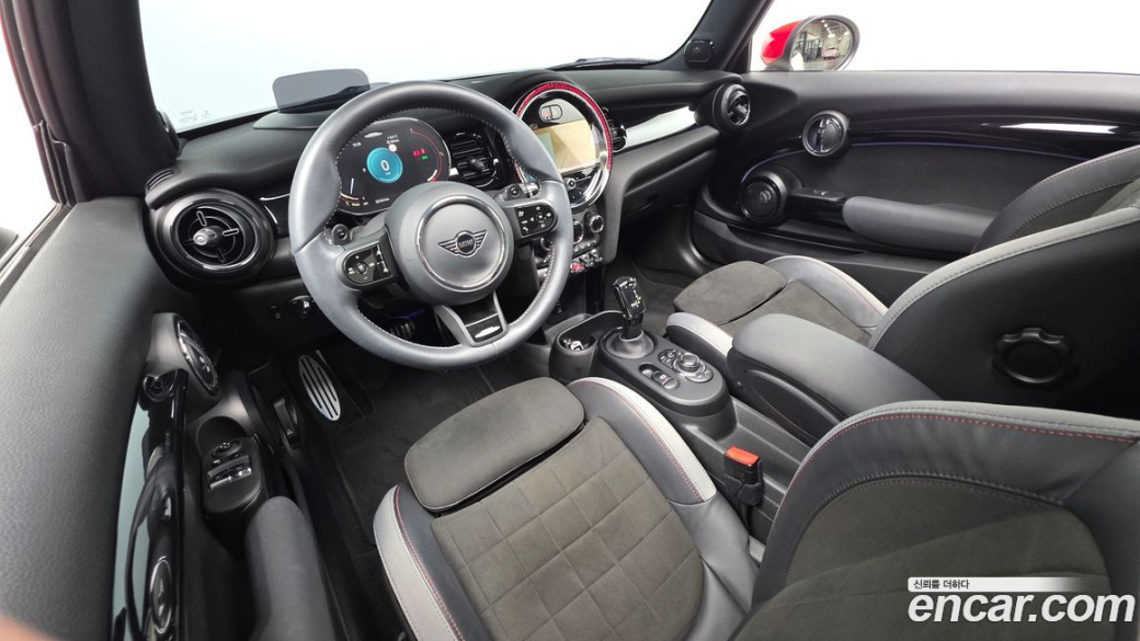 Mini Cooper JCW, 2023