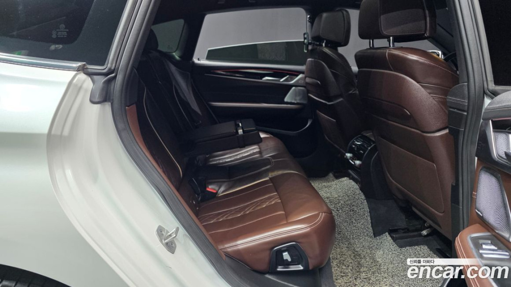 BMW Gran Turismo 640i xDrive M Sport, 2022