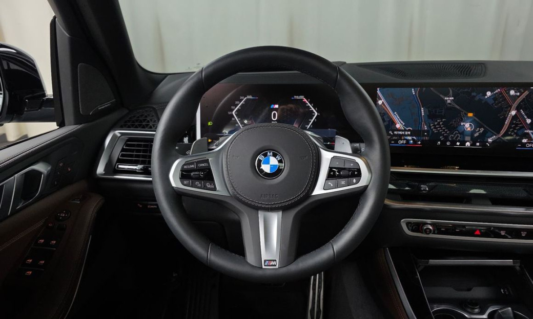 BMW X5 xDrive 40i M Sport, 2025
