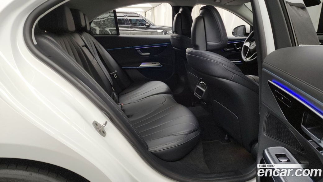 Mercedes-Benz E-Class E200 Avantgarde, 2025