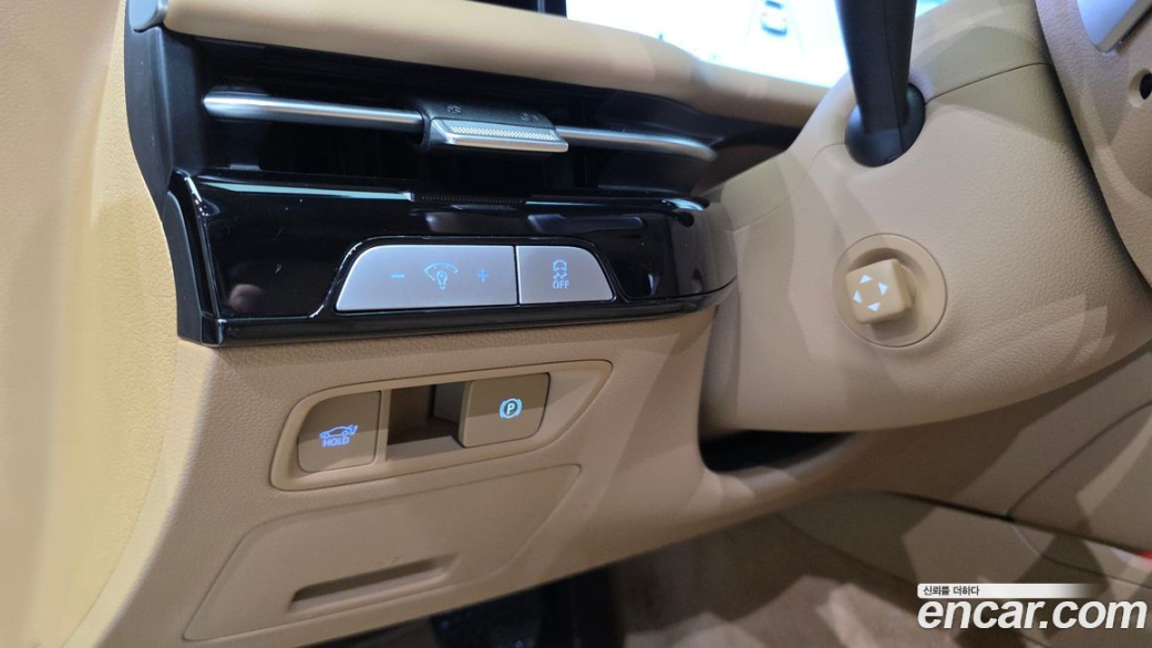 Genesis G80 Gasoline 2.5 Turbo AWD, 2025