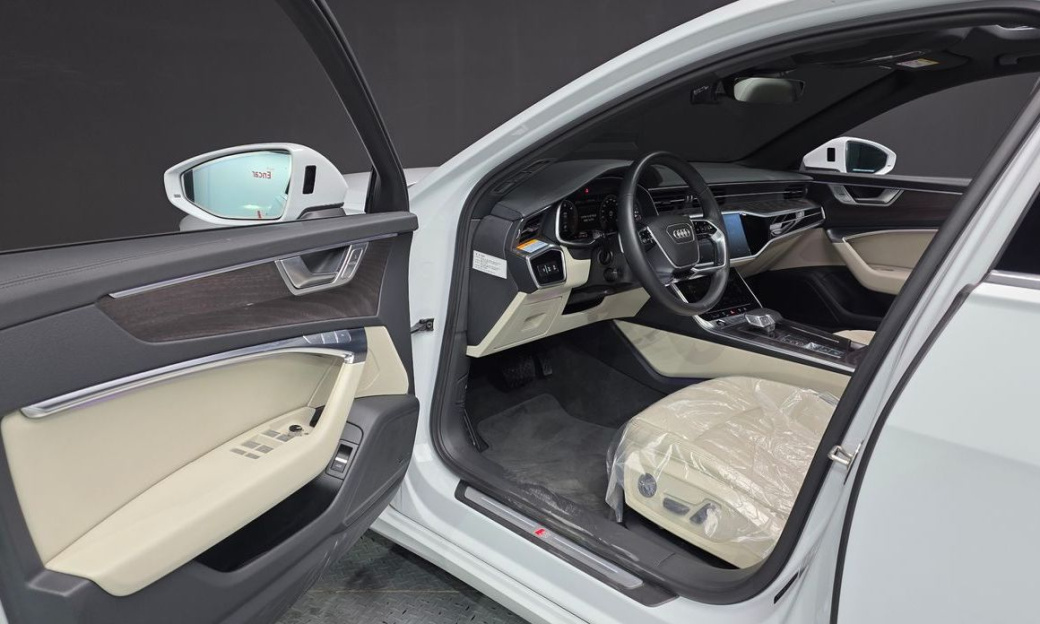 Audi A6 40 TDI Quattro Premium, 2023