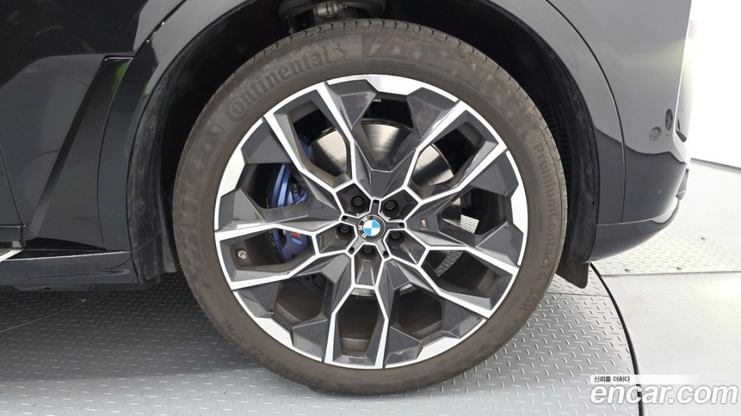 BMW X7 xDrive 40i M Sport 6STR, 2025