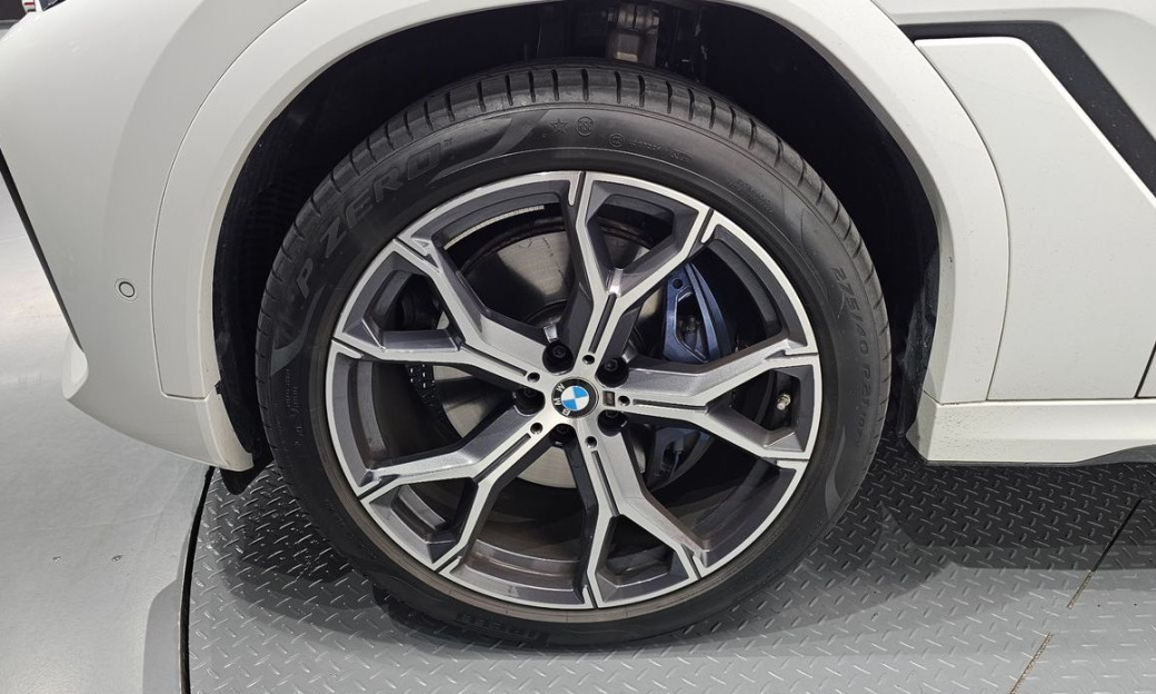 BMW X6 xDrive40i M Sport, 2023