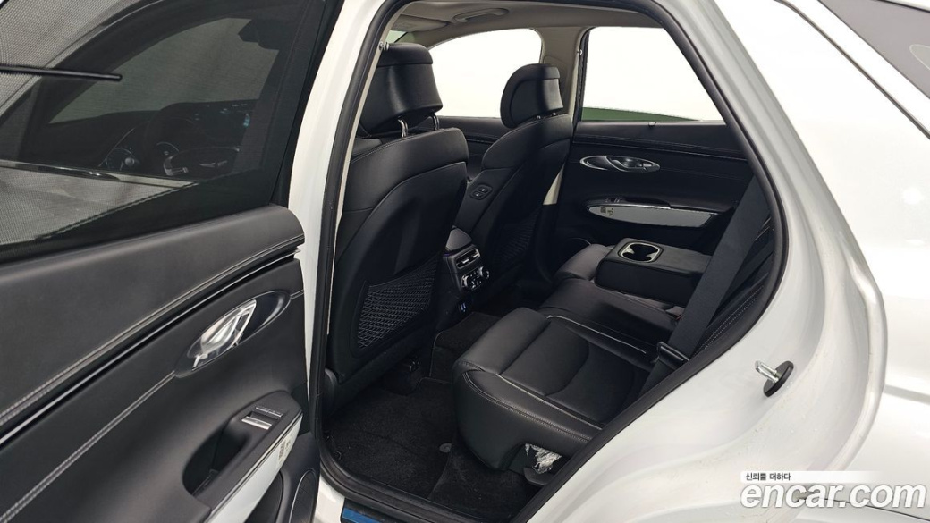 Genesis GV70 2.5T Gasoline 2WD, 2023