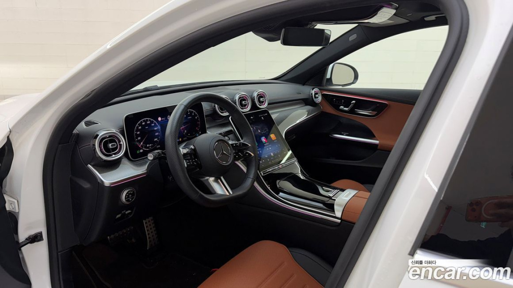 Mercedes-Benz C-Class C200 AMG Line, 2025