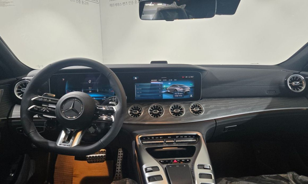 Mercedes-Benz AMG GT 4Door 43 4MATIC+, 2025