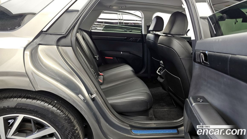 Hyundai Grandeur 2,5 Gasoline 2WD, 2023