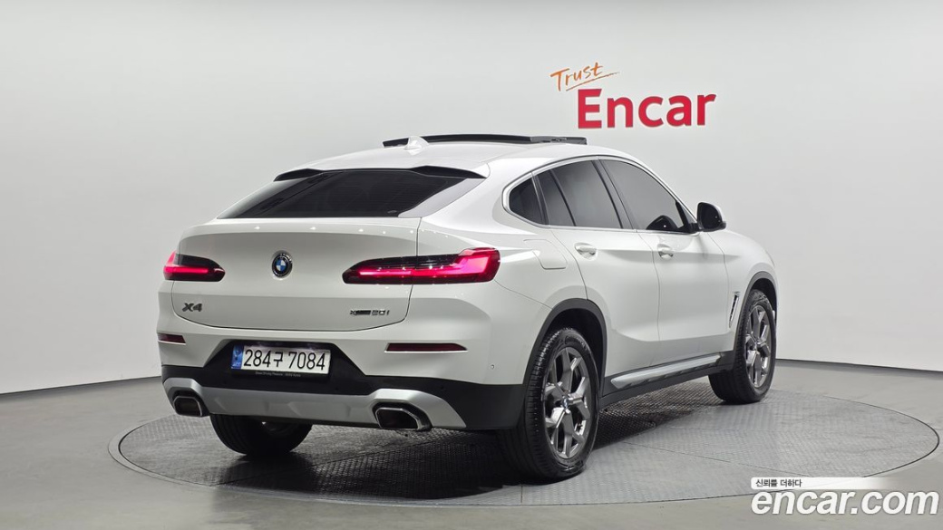 BMW X4 xDrive20i xLine, 2022