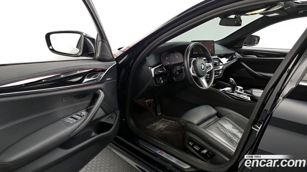 BMW 5-Series 530i M Sport Package, 2022