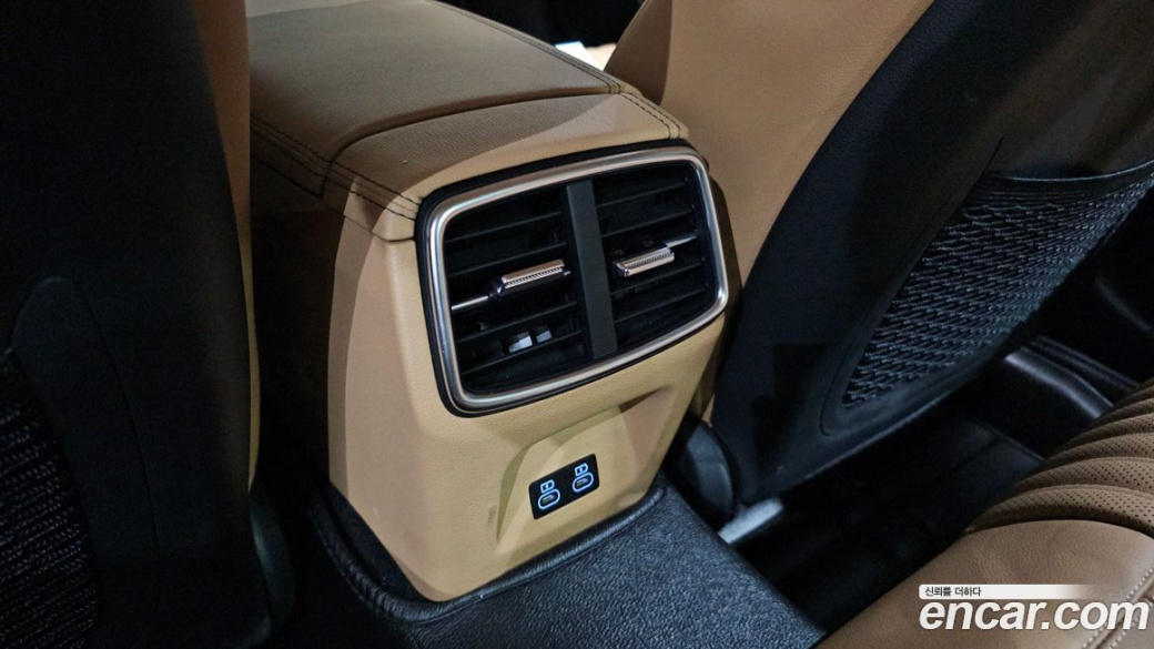Genesis G70 Gasoline 2.5T 2WD, 2024