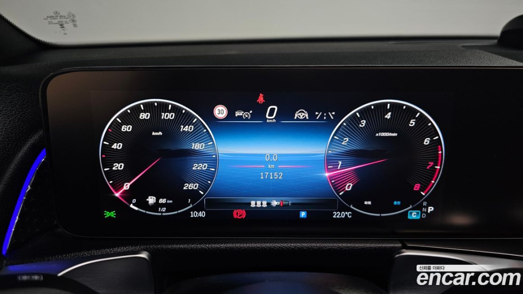 Mercedes-Benz GLB-Class GLB250 4MATIC, 2025