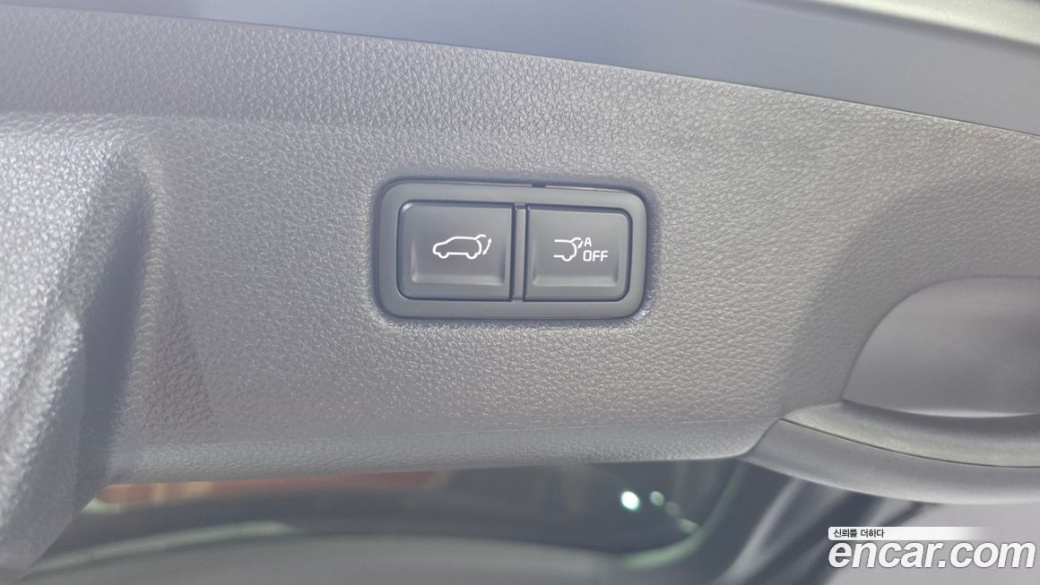 Kia Carnival 7-Seater Signature, 2022