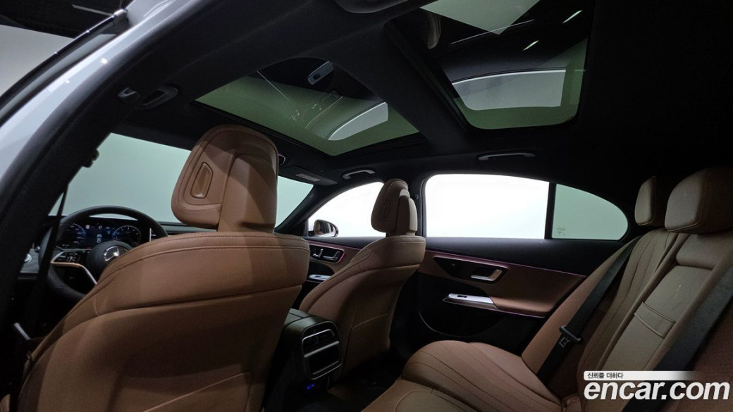 Mercedes-Benz E-Class E200 Avantgarde, 2025