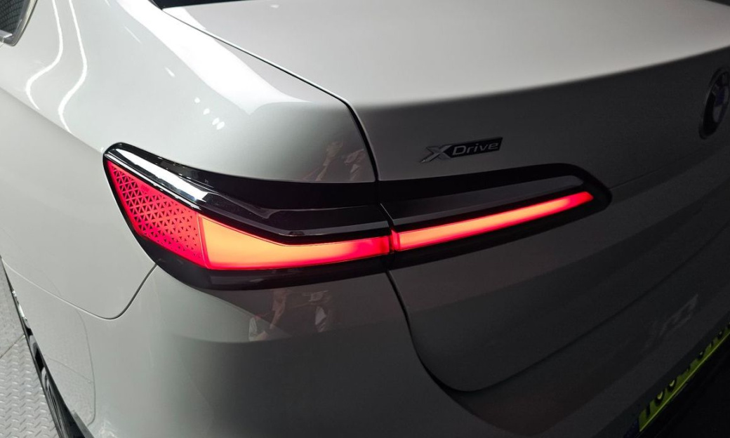 BMW 7-Series 740d xDrive M Sport, 2025