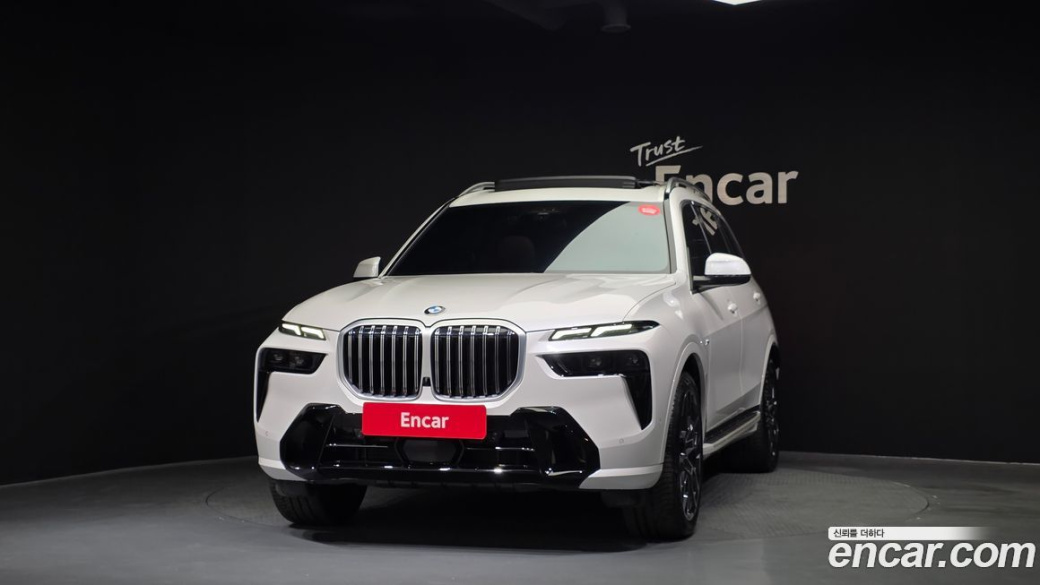 BMW X7 xDrive 40i M Sport 6STR, 2024