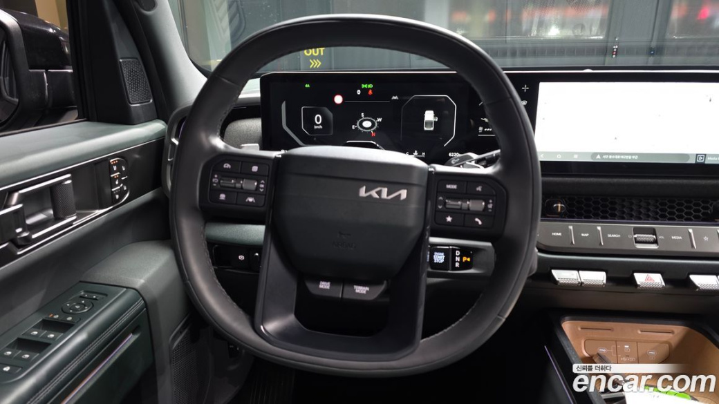 Kia Tasman 2.5T Gasoline 4WD, 2026