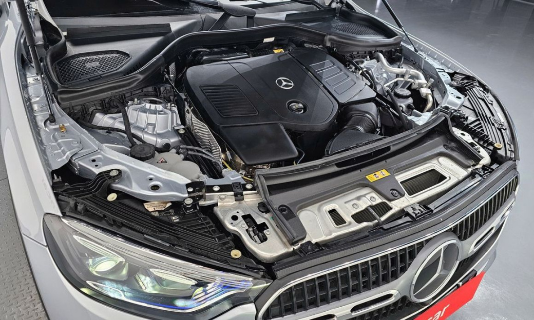Mercedes-Benz GLC-Class GLC 300 4MATIC Avantgarde, 2025