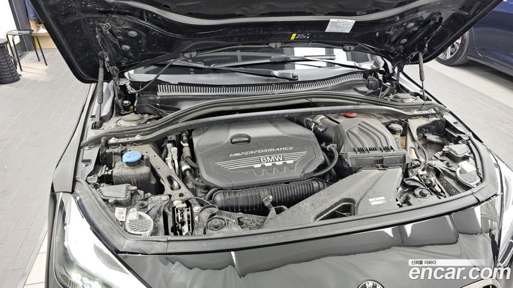 BMW 2-Series M235i xDrive, 2024
