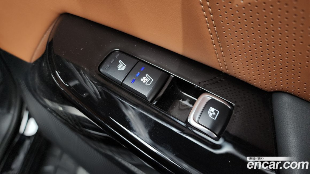 Kia Mohave Diesel 3.0 4WD 6-Seater, 2023
