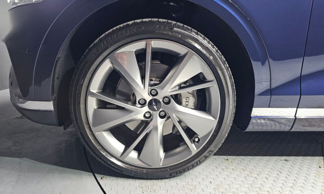 Genesis GV70 2.5T Gasoline AWD, 2025