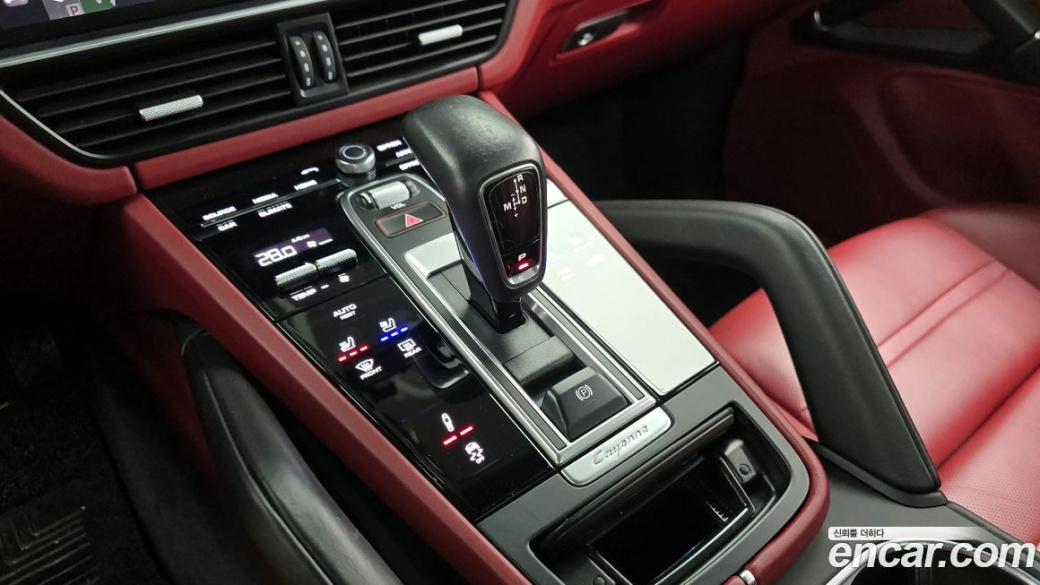 Porsche Cayenne 3.0 Coupe, 2022