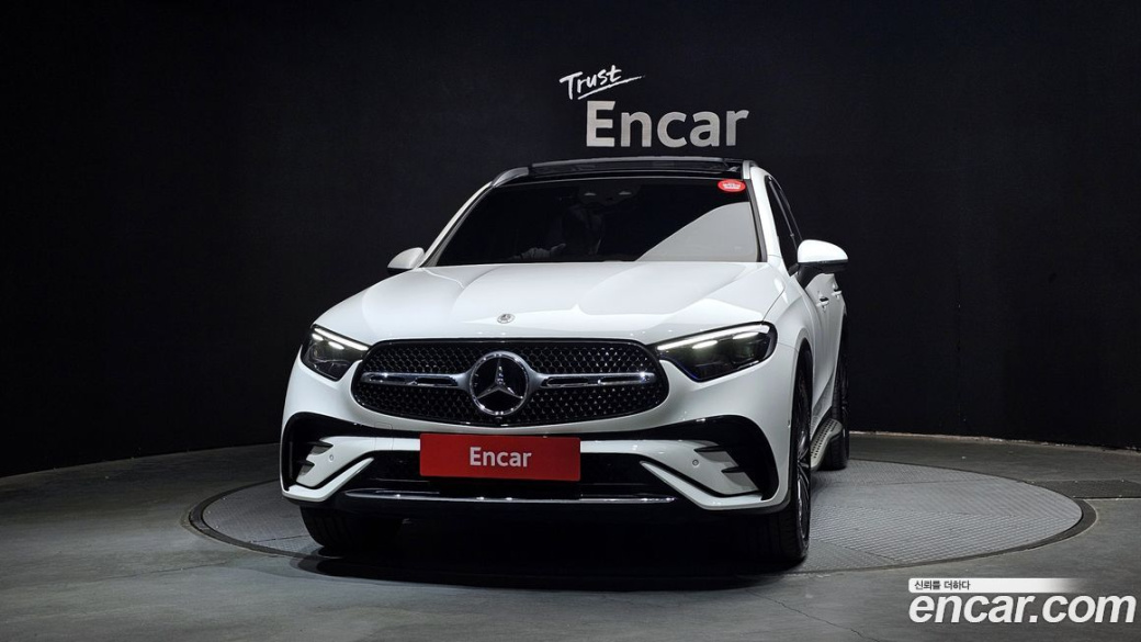 Mercedes-Benz GLC-Class GLC300 4MATIC AMG Line, 2024