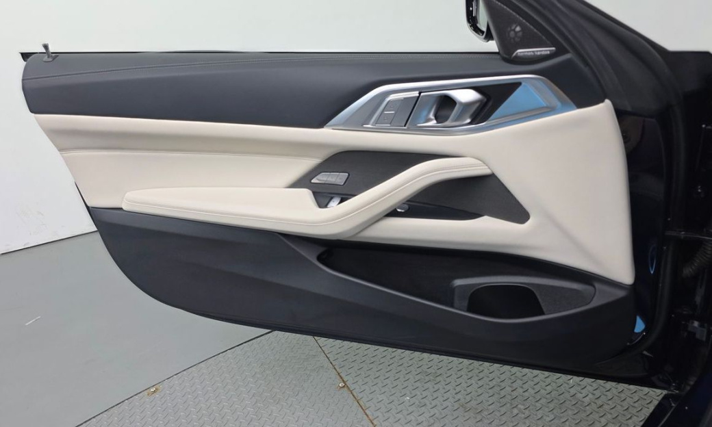 BMW 4-Series M440i xDrive Pro First Edition Convertible, 2025