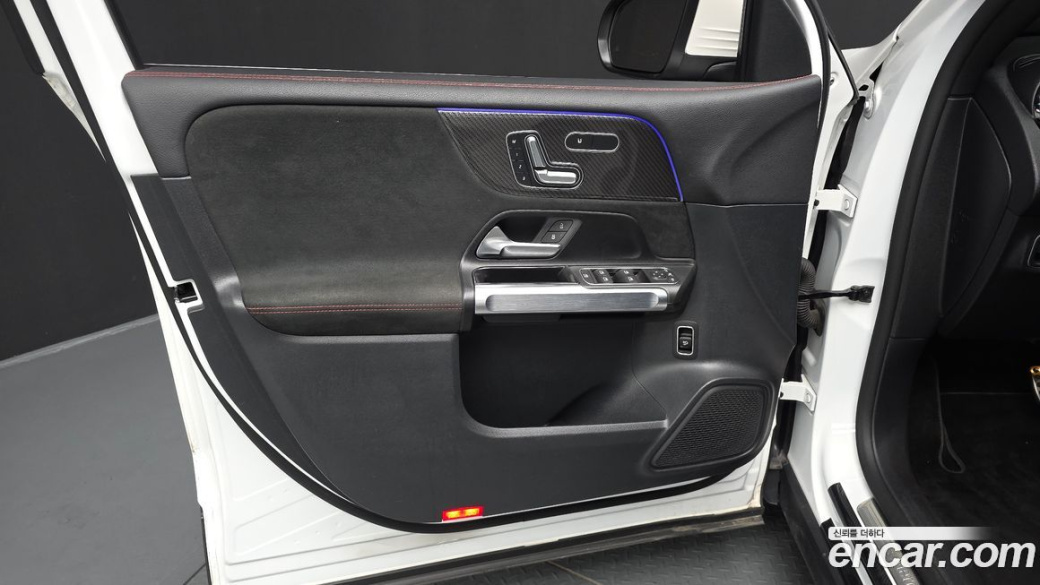 Mercedes-Benz GLB-Class GLB250 4MATIC, 2023