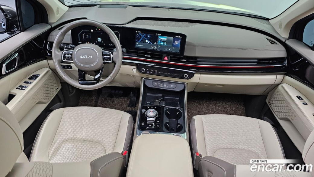 Kia Carnival 7-Seater Gravity, 2024