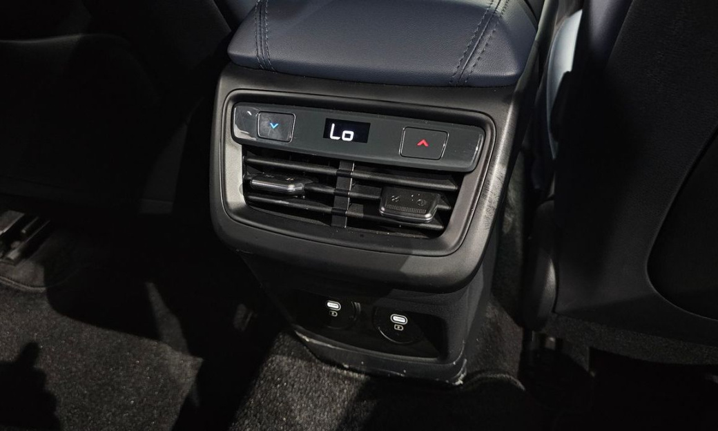 Kia K8 2.5 Gasoline 2WD, 2025