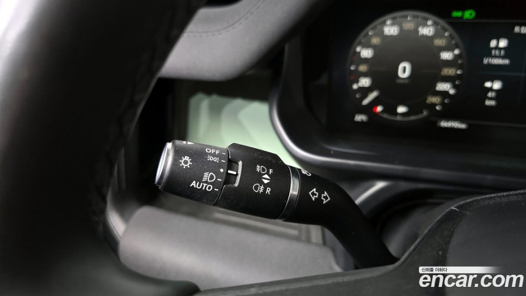 Land Rover Defender 110 D300 75th Edition, 2023