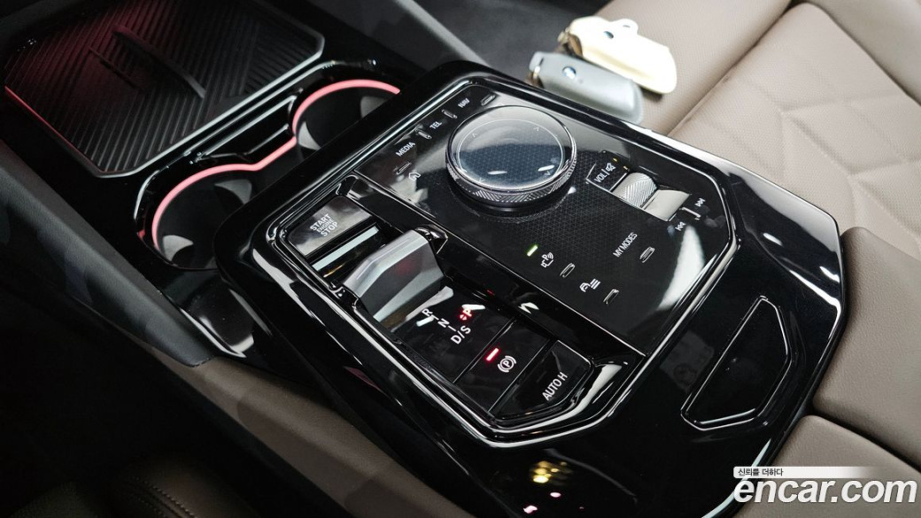 BMW 5-Series 520i M Sport, 2025