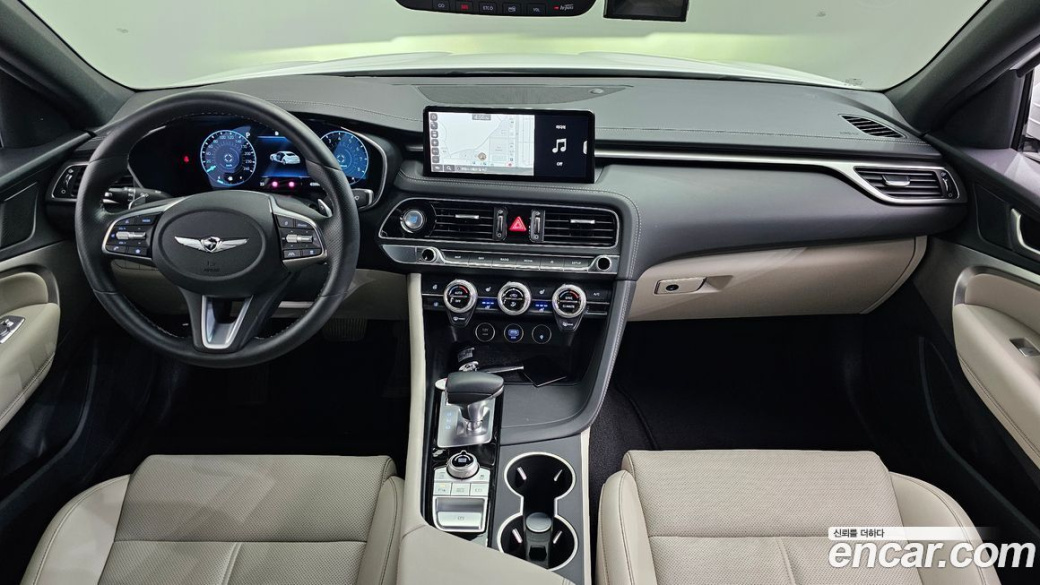 Genesis G70 Gasoline 2.0T 4WD, 2022