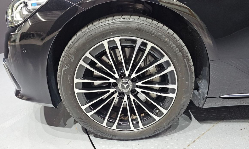 Mercedes-Benz S-Class S450 d 4MATIC, 2024