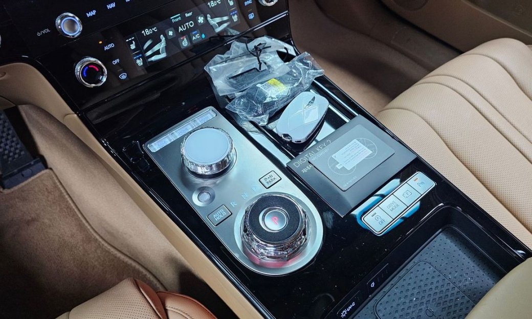 Genesis G80 Gasoline 2.5 Turbo 2WD, 2026
