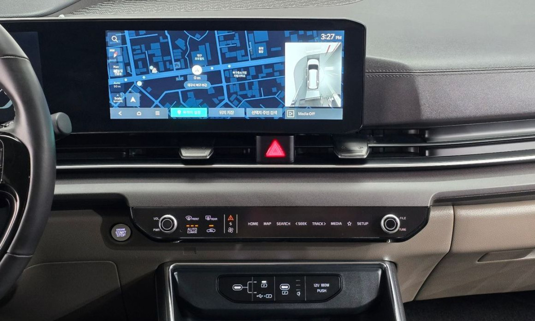 Kia Carnival 7-Seater Noblesse, 2025