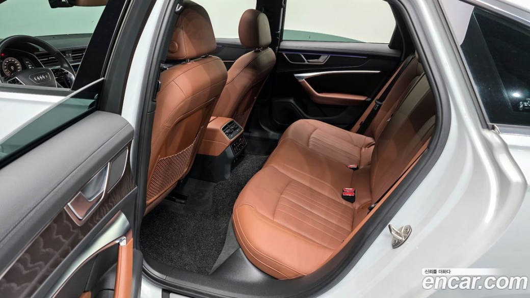Audi A6 45 TFSI Premium, 2023