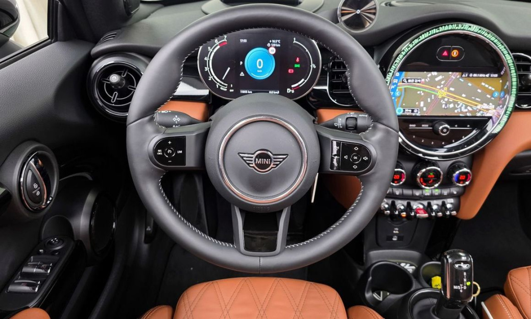 Mini Cooper Convertible Classic, 2024
