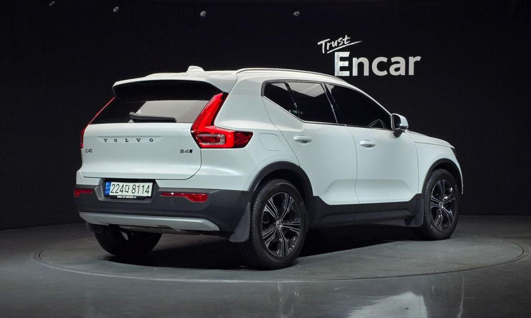 Volvo XC40 B4 Inscription, 2022