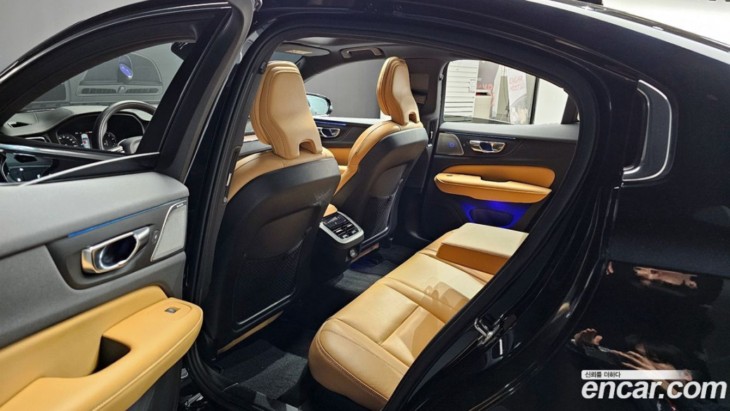 Volvo S60 B5 Inscription, 2022