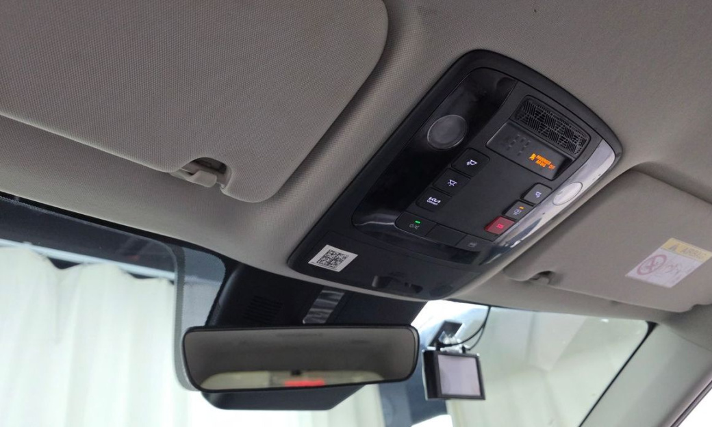 Kia Carnival 9-Seater Prestige, 2024
